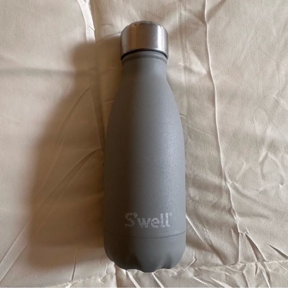 S'well Gray Stainless Steel Water Bottle - Picture 1 of 2